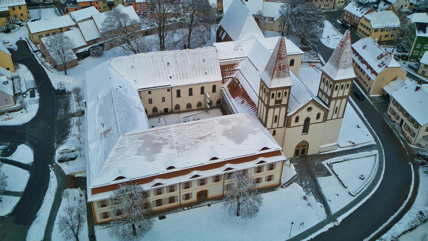 Die Pandemie hat auch vor den dicken Mauern des Kloster Heidenheims nicht halt gemacht: Corona hat die Einrichtung in finanzielle Nöte gebracht. Die Pandemie hat auch vor den dicken Mauern des Kloster Heidenheims nicht halt gemacht: Corona hat die Einrichtung in finanzielle Nöte gebracht.