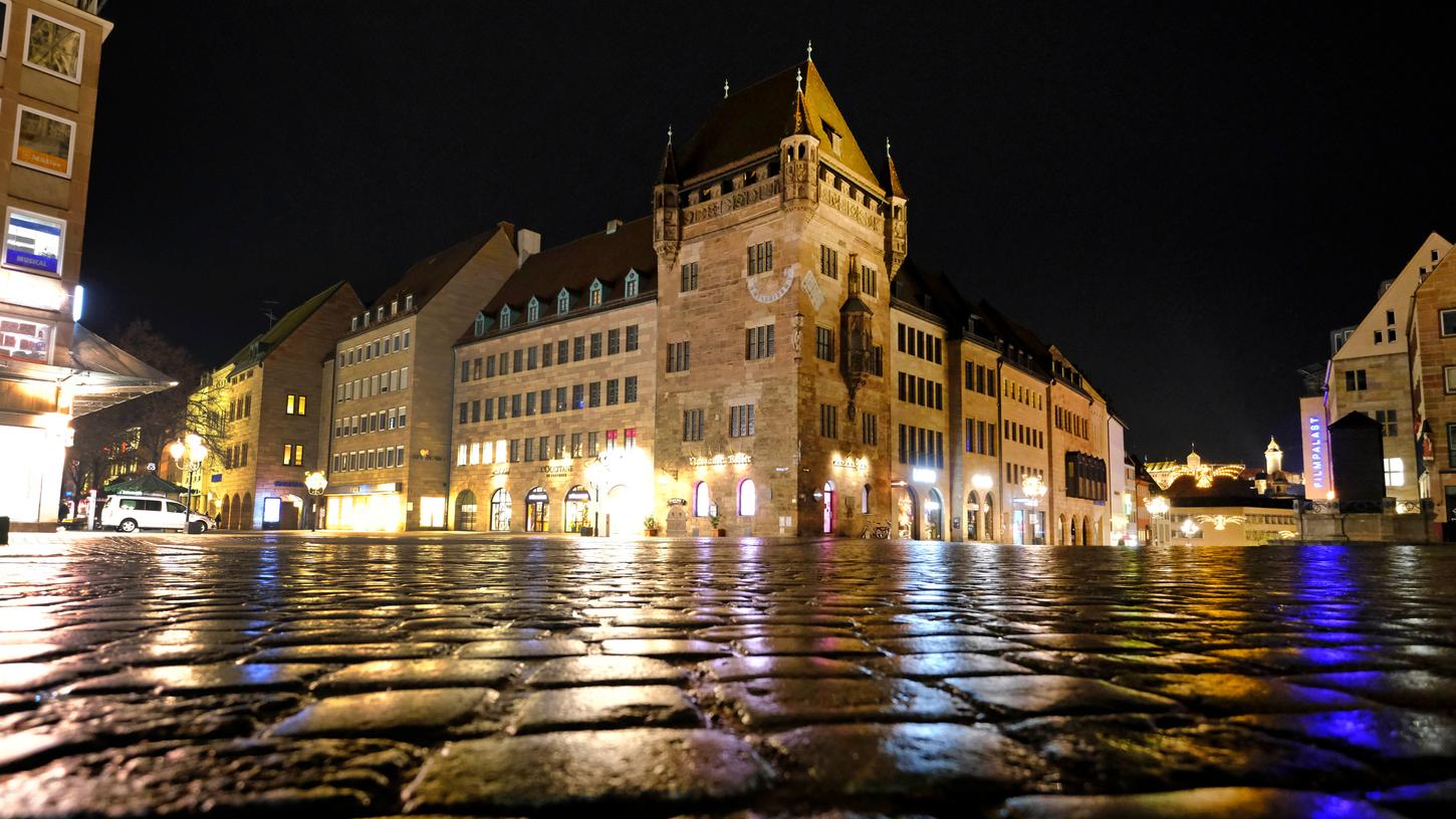 Gerade nachts ist die Nürnberger Innenstadt aktuell wie ausgestorben. 