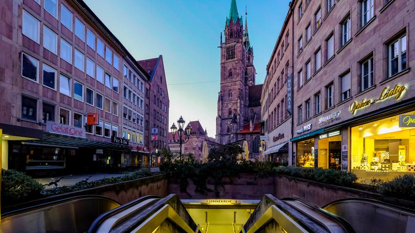 Leer wie auf diesem Foto war die Nürnberger Innenstadt in den vergangenen Wochen häufig. Immerhin: Die Ausgangssperre ab 21 Uhr ist seit dem 15. Februar wieder aufgehoben.