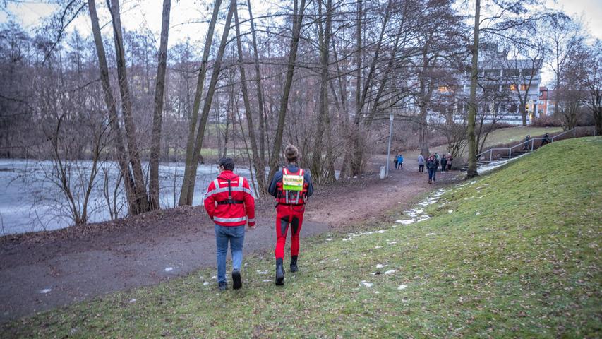 Fürth: Jugendliche in Praterweiher eingebrochen