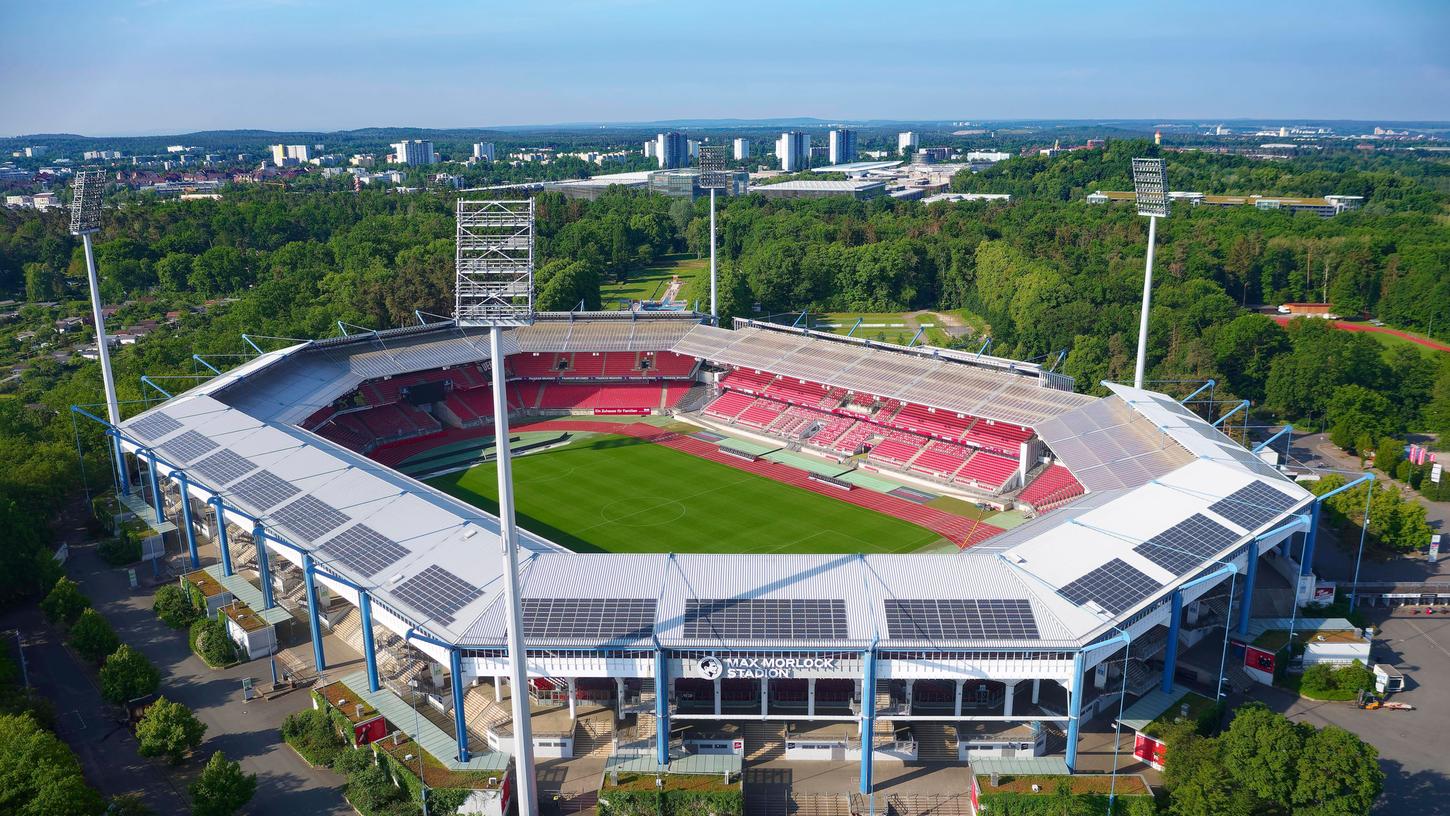 Hier rollt am 26. Juni nicht der Ball, dafür rückt die CSU an: Das Max-Morlock-Stadion in Nürnberg.