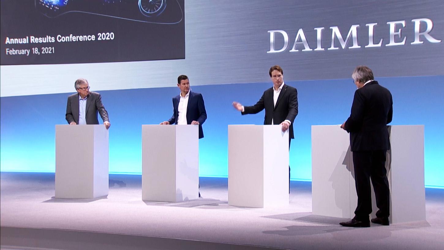 Der Daimler-Vorstand muss sich derzeit unangenehmen Fragen stellen. 