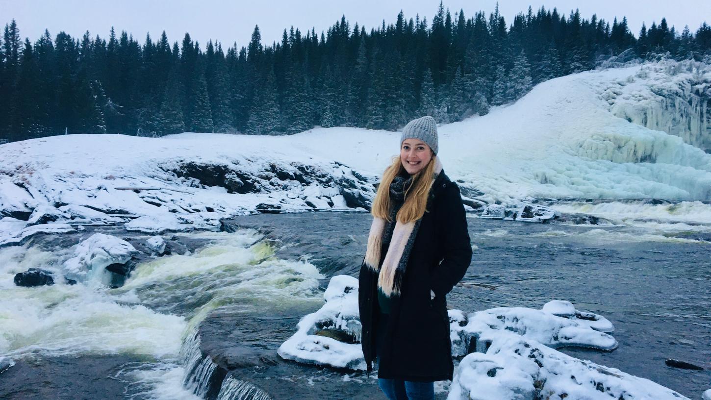 Die Studentin Lisa Hildebrandt verbringt ihr Auslandssemester in Falun, einer Kleinstadt nordwestlich der schwedischen Hauptstadt Stockholm. 
