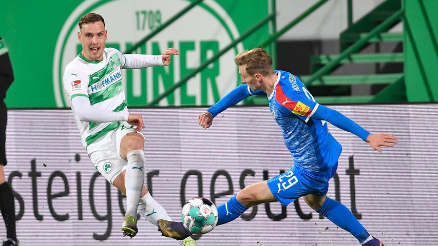 Topvorbereiter: David Raum (links) legte gegen Kiel zum elften Mal einen Treffer vor. Besser war in Zweitlgazeiten des Kleeblatts nur Sercan Sarerer. Topvorbereiter: David Raum (links) legte gegen Kiel zum elften Mal einen Treffer vor. Besser war in Zweitlgazeiten des Kleeblatts nur Sercan Sarerer.