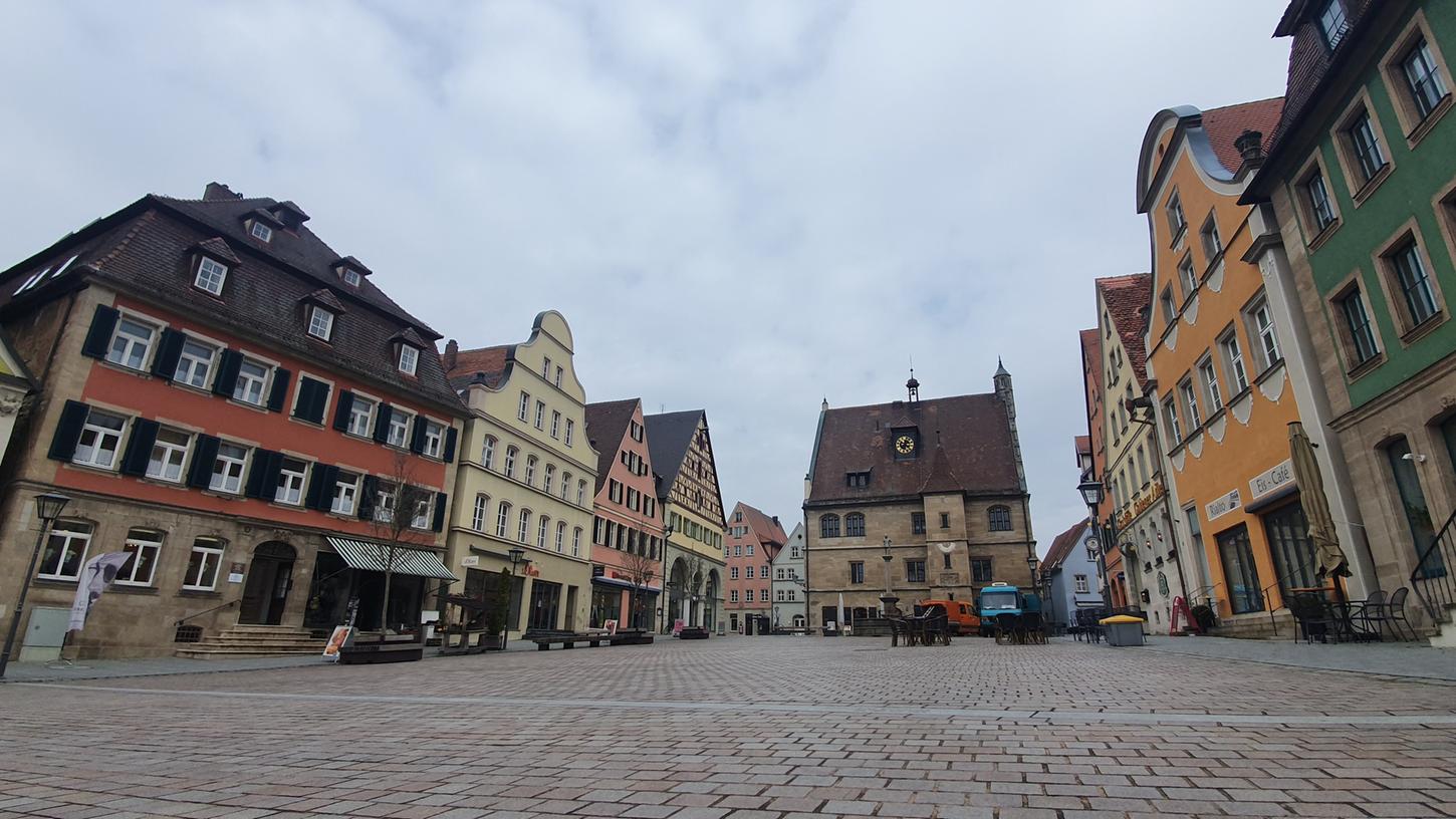 Leere Innenstädte wie hier in Weißenburg sind in Zeiten des Lockdowns keine Seltenheit. Der CSU-Europapolitiker Dr. Ingo Friedrich hat nun einen Plan ausgearbeitet, wie eine gezielte Öffnung wieder möglich sein sollte.