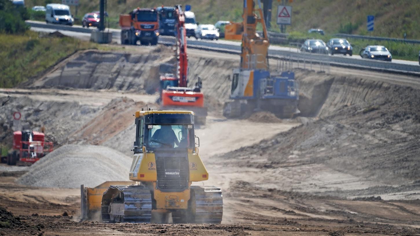 Der Ausbau der A3 zwischen Erlangen und Würzburg geht auch 2023 weiter. Er ist aber nicht das einzige Autobahn-Großprojekt in der Region.