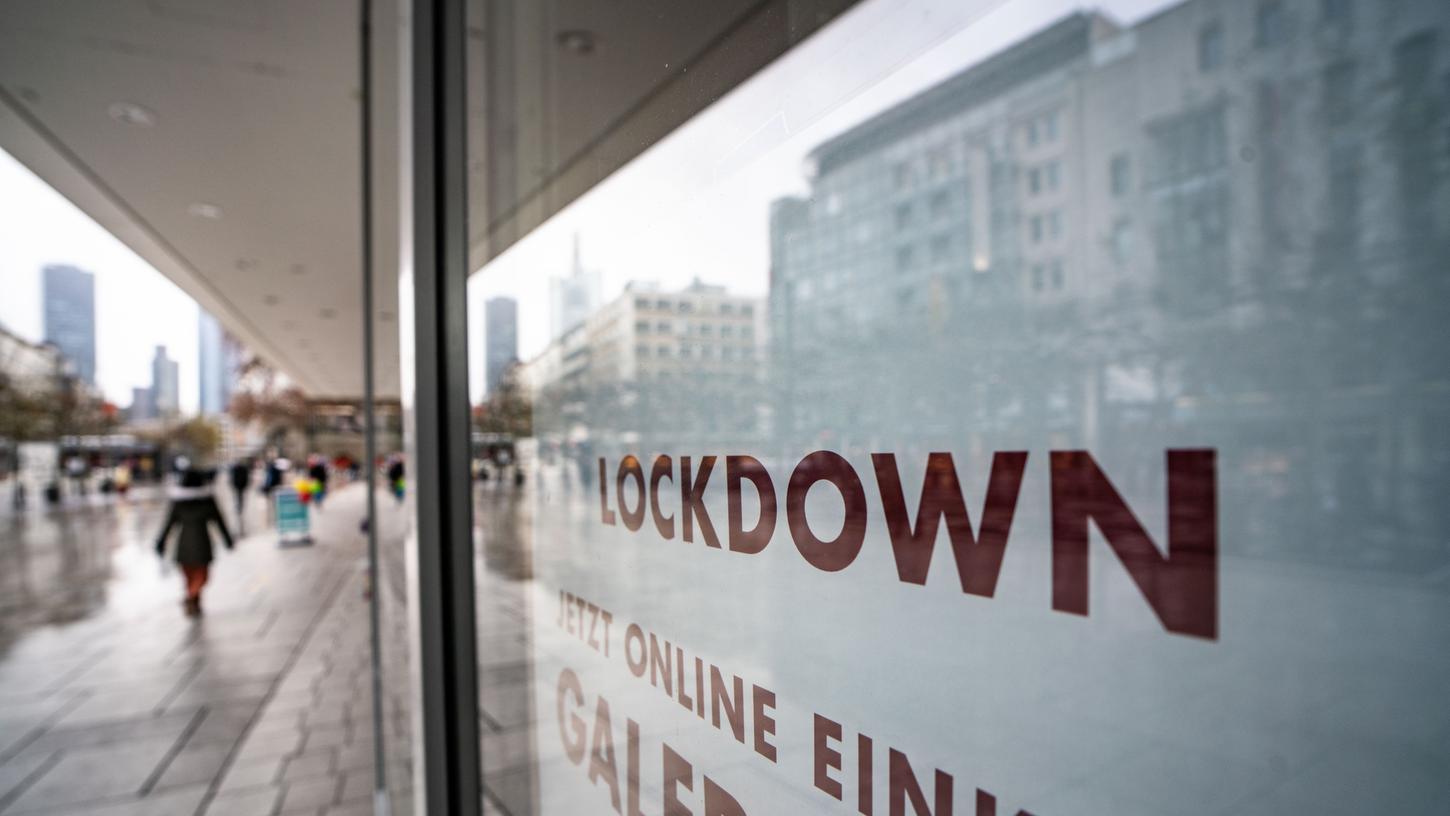 Mehr als die Hälfte der Befragten haben in einer Umfrage des ZDF angegeben, dass sie sich Lockerungen im Lockdown wünschen.