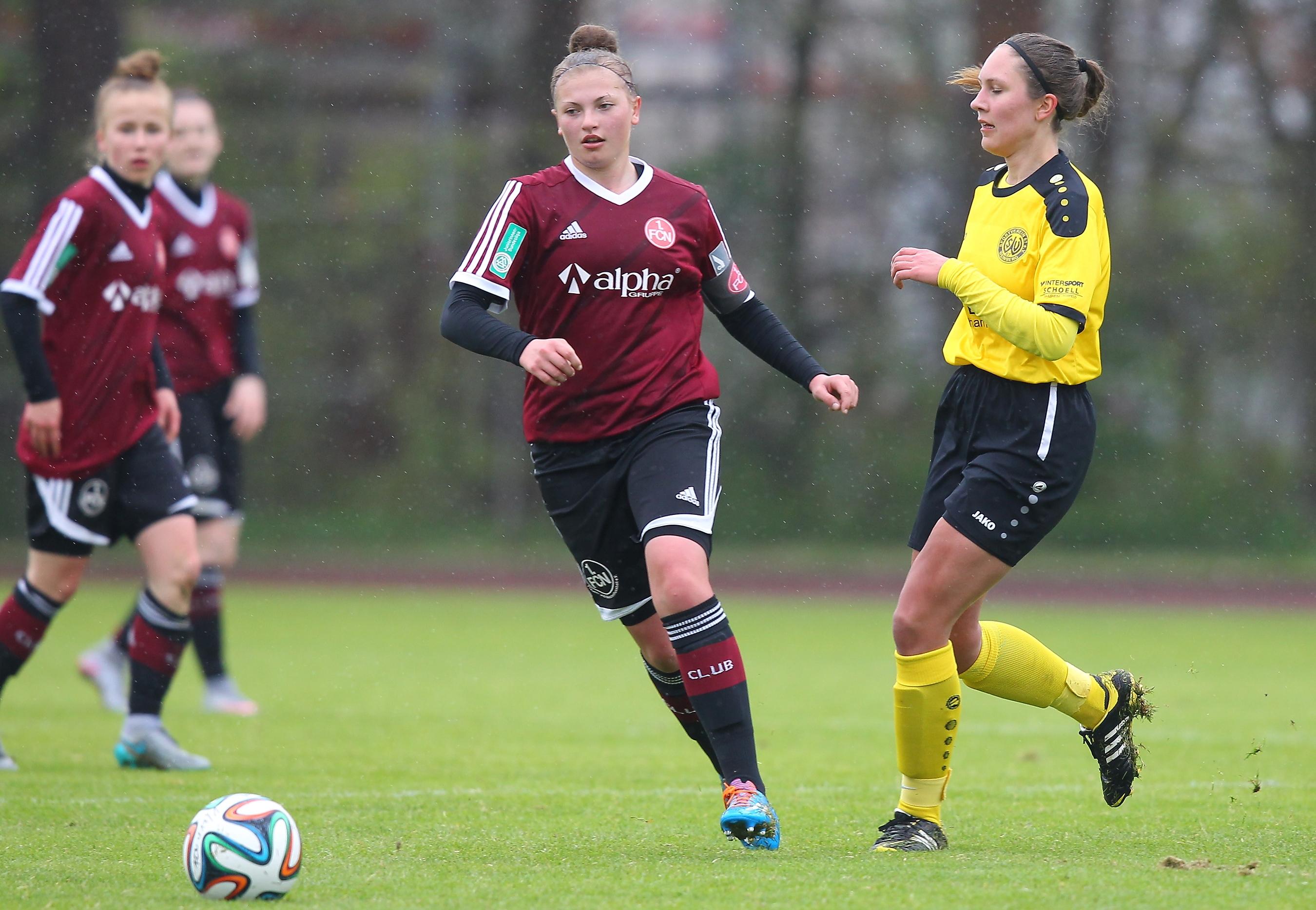 Jessica May darf sich U17-Europameisterin (2016) nennen, spielte beim Club, dem FFC/Eintracht Frankfurt und ist inzwischen in die Heimat und zu ihrem Stammverein zurückgekehrt.
