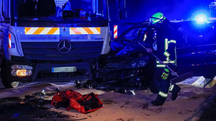 A3 bei Erlangen: Fünf Verletzte bei Unfall im Baustellenbereich