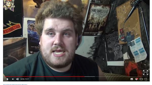 Der Drachenlord wird zum meistgehassten Youtuber Deutschlands. Der selbsternannte Internet-Star polarisiert. Zu seiner Gefolgschaft zählen vor allem Anti-Fans - und viele von ihnen, nur ein Paradoxon des Phänomens - finanzieren ihn, schon weil sie seine Videos klicken und dies für ihn bare Münze bedeutet. Doch die Kommentare unter seinen Videos werden immer bissiger. Der Drachenlord beißt verbal zurück. Es kommt zum virtuellen Schlagabtausch weit unter der Gürtellinie.