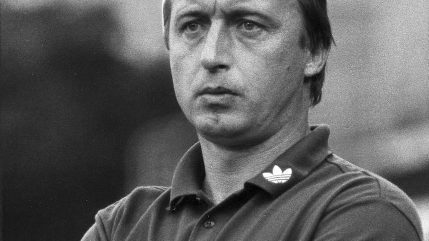 Auch Joachim Streich wurde als einer der besten Spieler der ehemaligen DDR angesehen und bestritt insgesamt 105 Spiele für Deutschland. Bekannt ist er als Held des Teams, das bei den Olympischen Spielen 1972 in München eine Medaille gewann. Der Mittelstürmer hatte einen ausgeprägten Torriecher und traf insgesamt 59 Mal für die Landesauswahl.