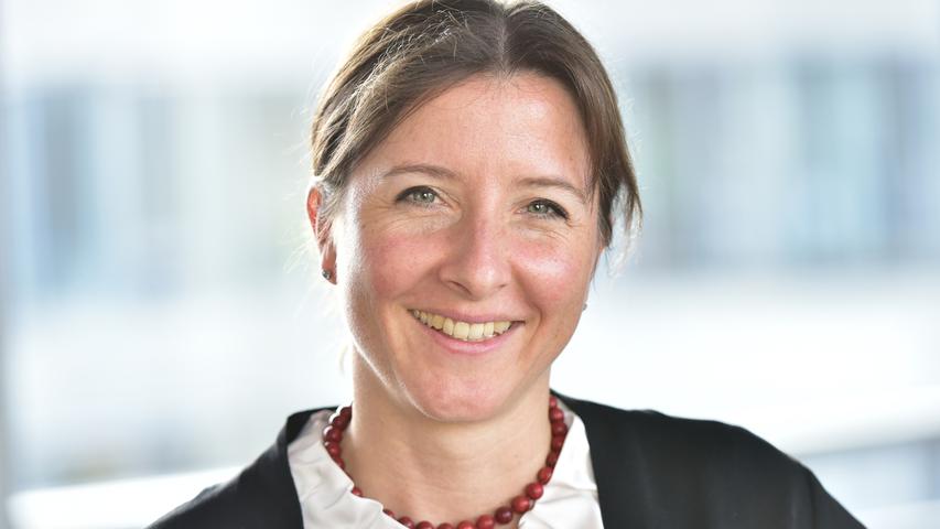 Magdalena Weigel ist seit 2022 Vorstand Personal und IT sowie Arbeitsdirektorin bei der N-ERGIE Aktiengesellschaft und der VAG Verkehrs-Aktiengesellschaft. Darüber hinaus ist sie auch Geschäftsführung (Sprecherin) und Arbeitsdirektorin der Städtische Werke Nürnberg GmbH.