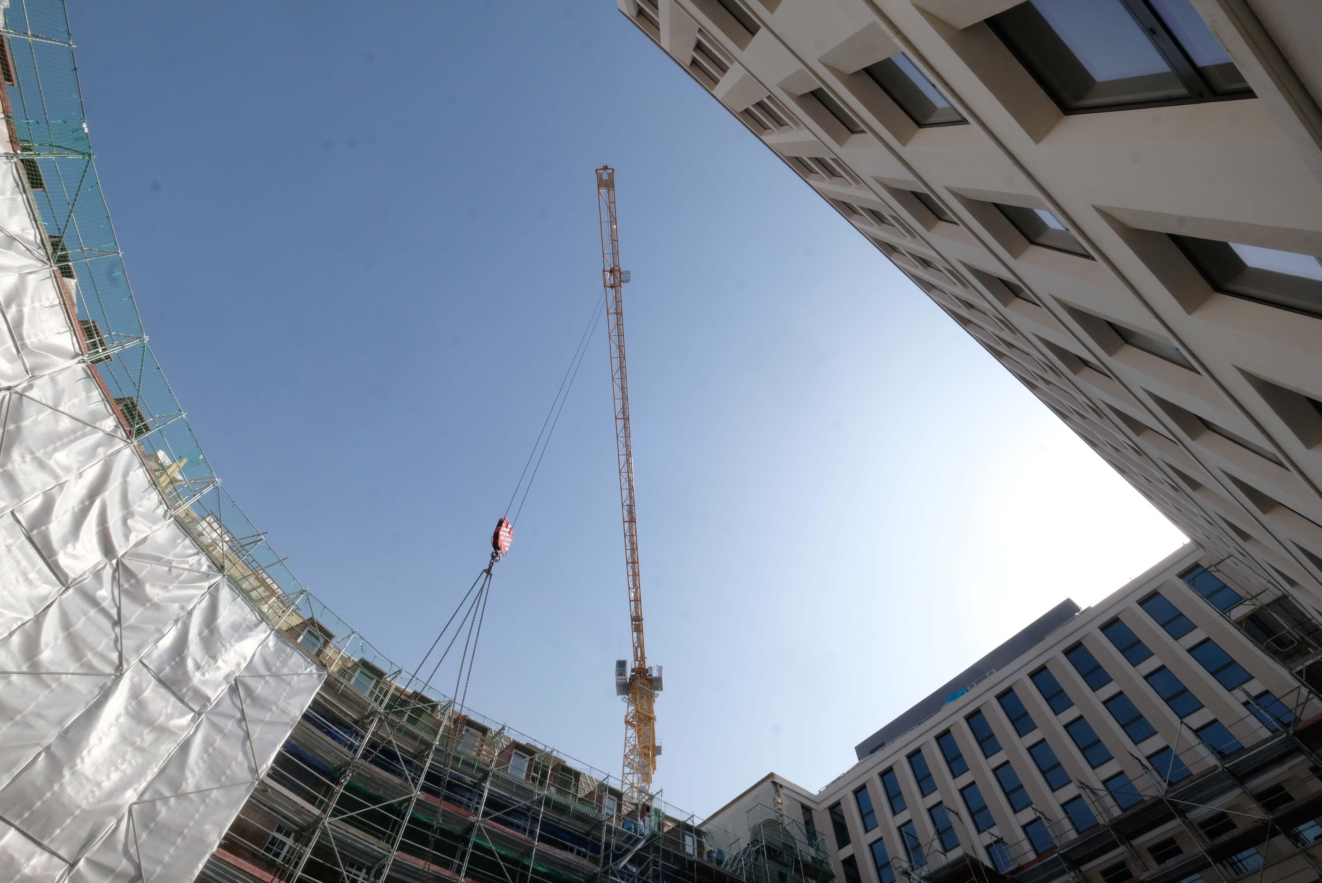  Besichtigung der Baustelle neues Hotel 