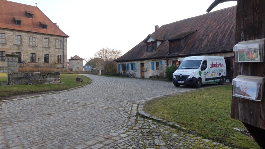 Landgut Schloss Hemhofen: Mit Abokiste durch Pandemie