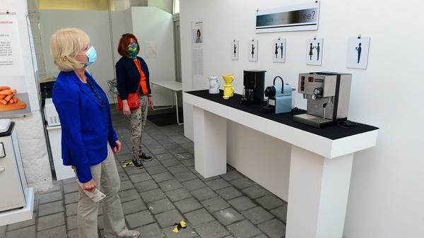 ... Jahr 2020 etwa die Ausstellung "Technik Weiblich Logisch".