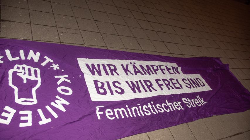 Nachtdemo: Feministische Demonstration zum Weltfrauentag
