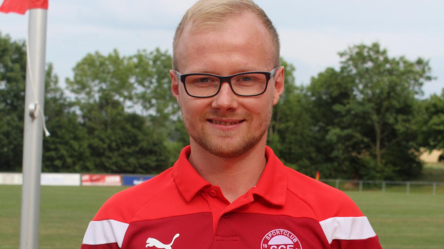 Bleibt weiterhin Spielertrainer beim SC Ettenstatt: Armin Rottler hat beim Kreisklassisten verlängert. Bleibt weiterhin Spielertrainer beim SC Ettenstatt: Armin Rottler hat beim Kreisklassisten verlängert.