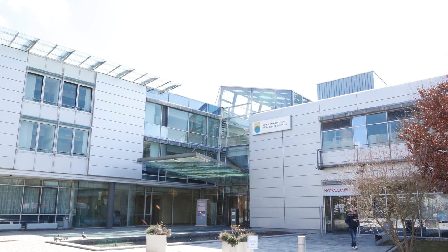 An beiden Klinik-Standorten - Forchheim und Ebermannstadt - sind ab 25. Mai wieder Patientenbesuche möglich.
An beiden Klinik-Standorten - Forchheim und Ebermannstadt - sind ab 25. Mai wieder Patientenbesuche möglich.