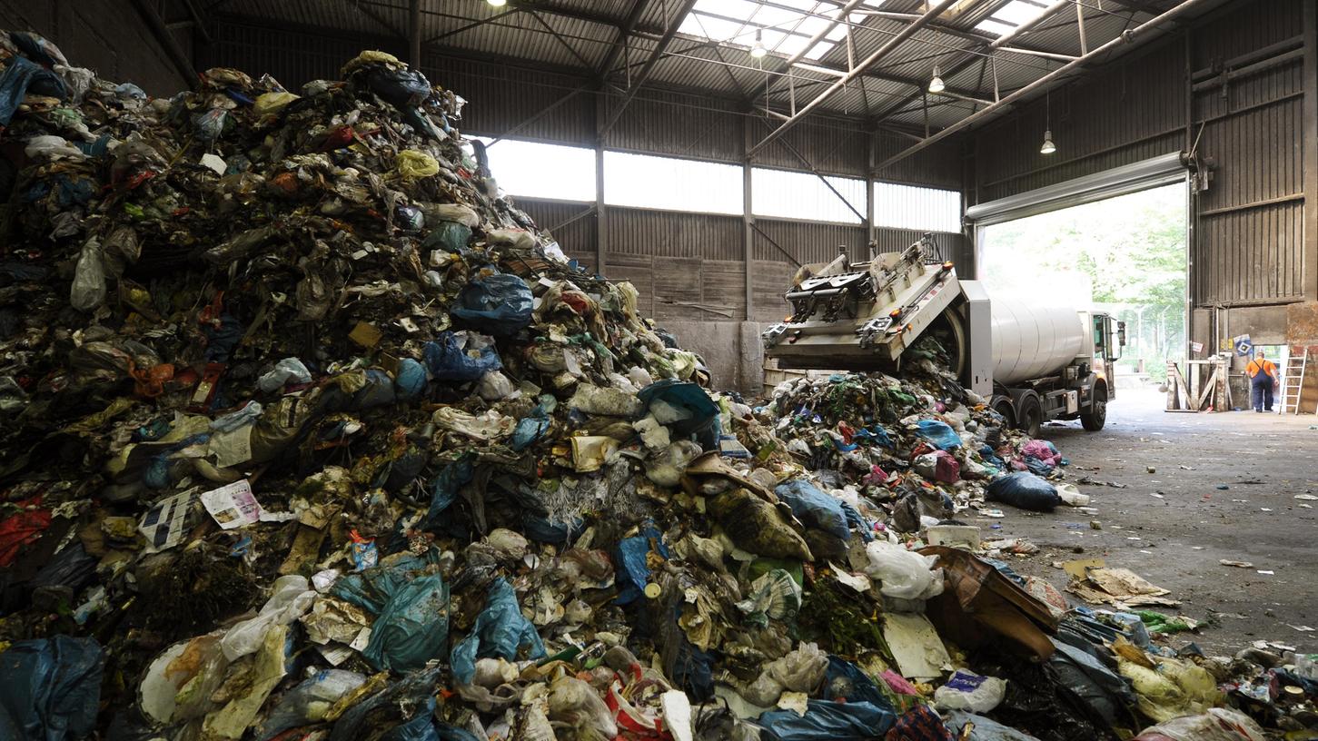 Volle Tonnen und wilde Müllkippen: Die Pandemie verursacht Abfallberge