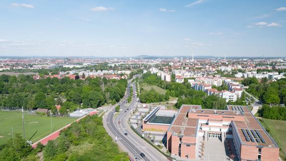 Immobilien-Entwickler plant Bürohochhaus im Westen Nürnbergs
