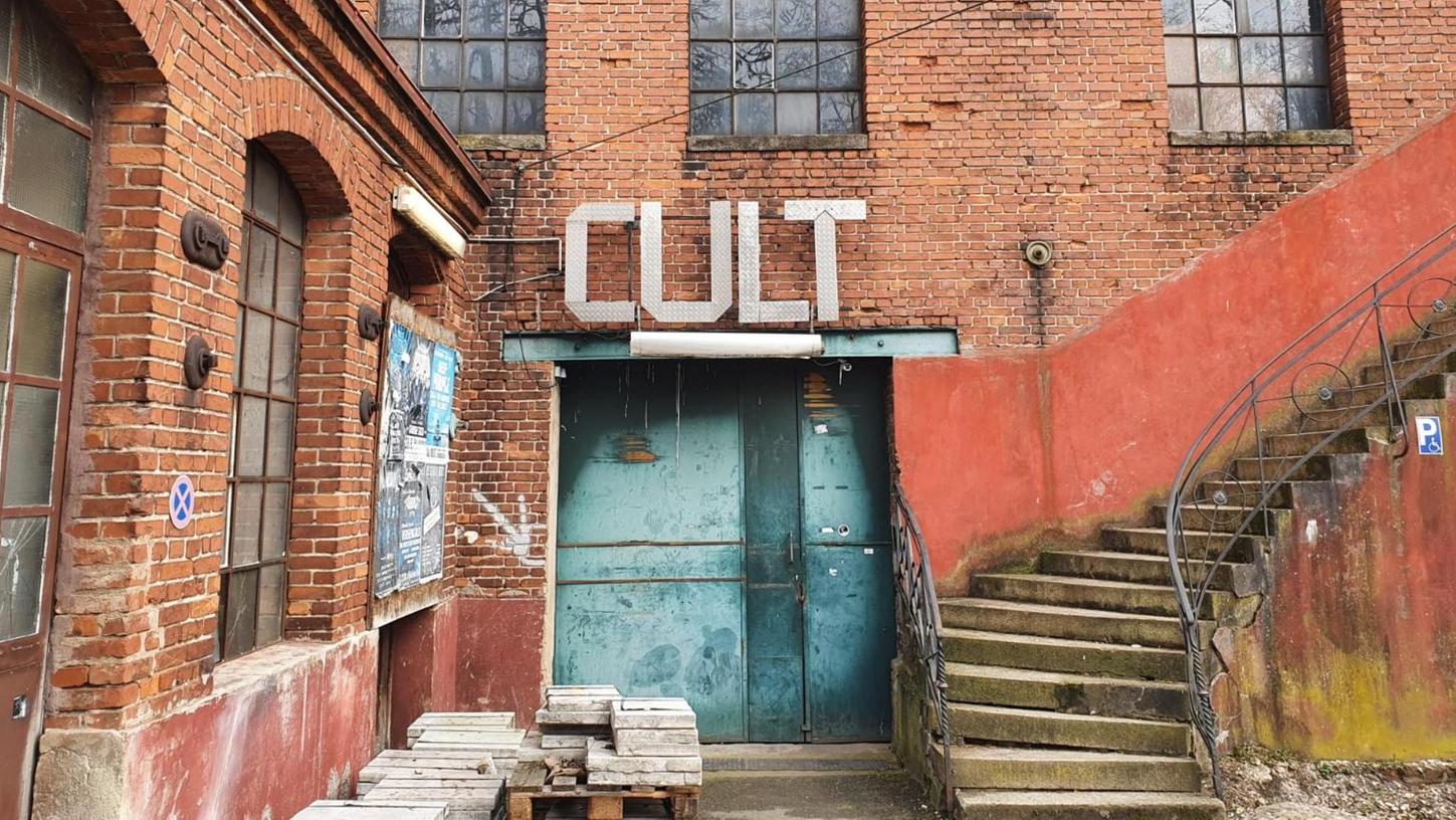 Eine Nische für Wave, Gothic und Fetisch ist "Der Cult" an der Stadtgrenze zu Fürth. Doch seit Monaten sind die Türen zu - und die Perspektiven düster.