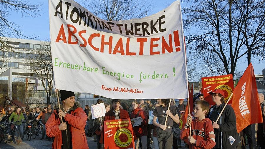 Japanisches Desaster befeuert die Anti-Atombewegung Japanisches Desaster befeuert die Anti-Atombewegung