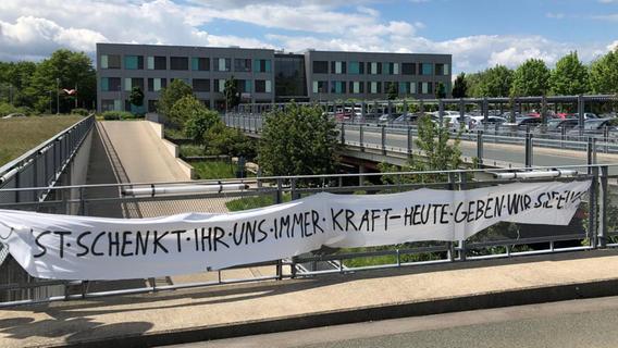 26-Jähriger steckt hinter Herzensbotschaften ans Klinikpersonal in Forchheim