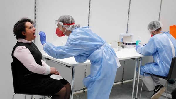 Eröffnung eines Corona-Testzentrums