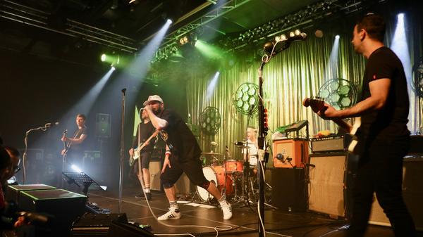 Kein neues Album im Gepäck, aber jede Menge Hits und Live-Spaß verspricht die Berliner Rockband Beatsteaks.