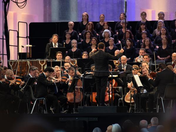 Die Berliner Philharmoniker unter der Leitung des Chefdirigenten Kirill Petrenko.