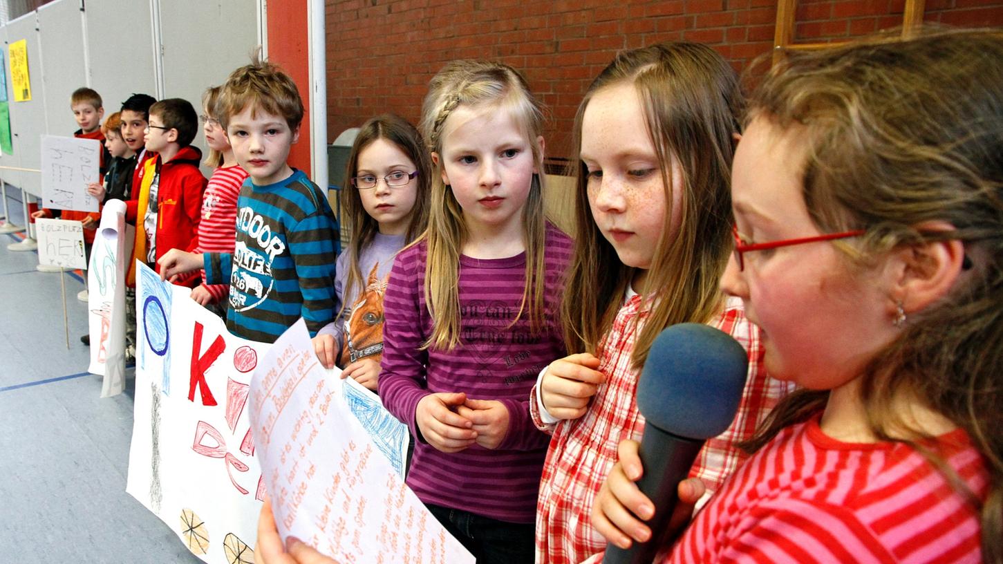 Kinder haben Ideen und Wünsche, die auch in der Kommunalpolitik mehr gehört werden sollen, so der Plan in Postbaher-Heng. Hier ein Foto von einer Kinderversammlung in Nürnberg.