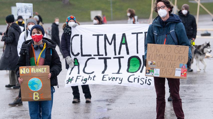 Klimagerechtigkeit, Verkehrswende und Feminismus: Weltweite Demos von Fridays for Future
