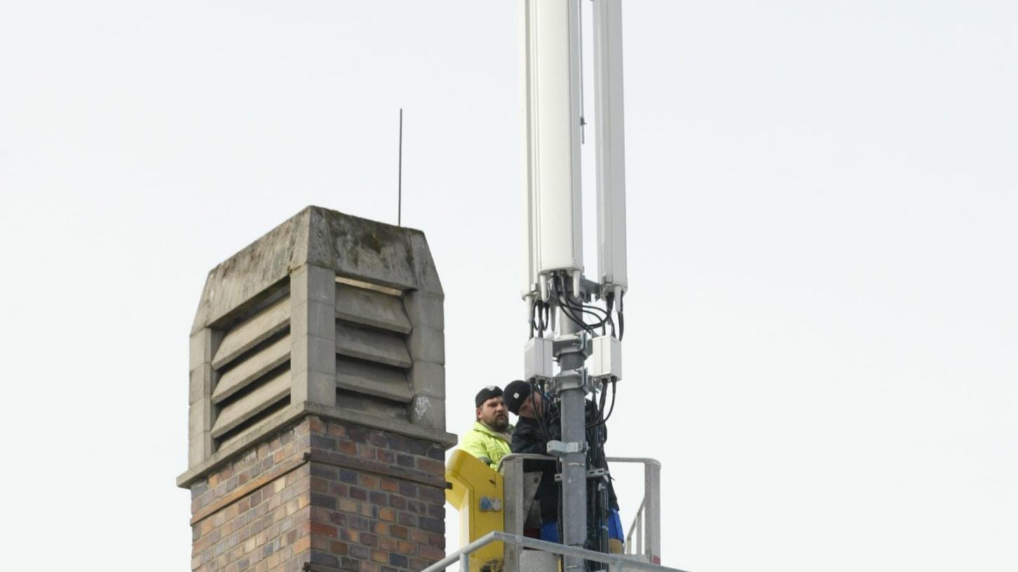 Mobilfunkantenne bald auf dem Burker Schuldach?