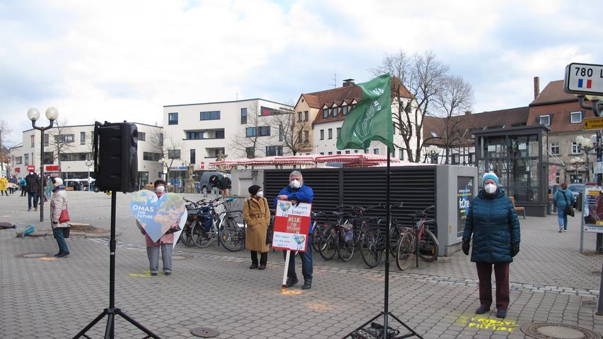 Menschenkette für`s Klima: So war die Fridays for Future-Demo in Forchheim