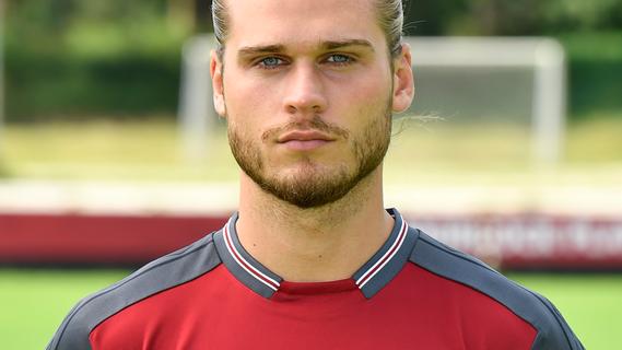 Auch schon schön, aber noch braver: Rúrik Gislason 2017, als er beim 1. FCN kickte. Auch schon schön, aber noch braver: Rúrik Gislason 2017, als er beim 1. FCN kickte.