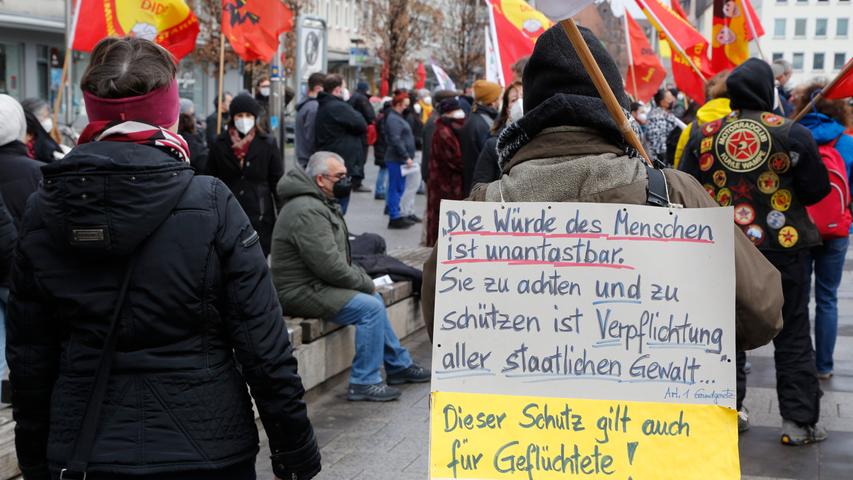 Gegen Rassismus: Demo am Kornmarkt in Nürnberg