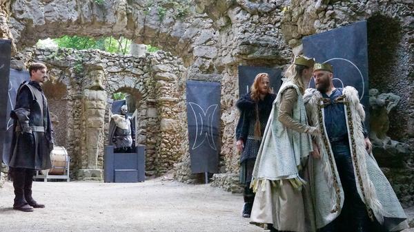 Und Shakespeare soll es hier wieder geben - nach der Pandemie, hoffentlich bald.