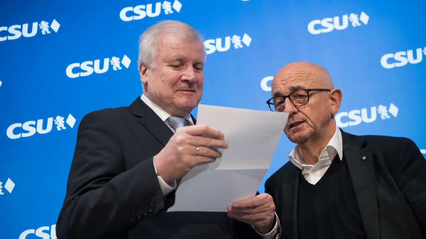 Alfons Sauter (rechts), hier auf einem früheren Bild mit dem damaligen CSU-Chef Horst Seehofer.