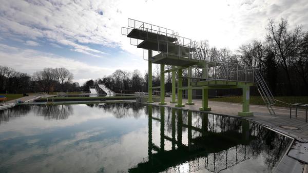 Reinigung und Wartung für die Saisoneröffnung