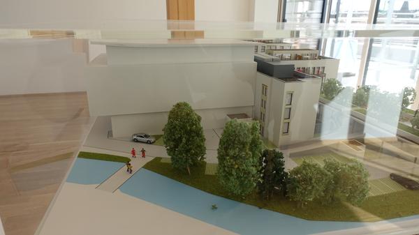 Der Umbau des ehemaligen Raubkatzen-Hauptquartiers im Modell.