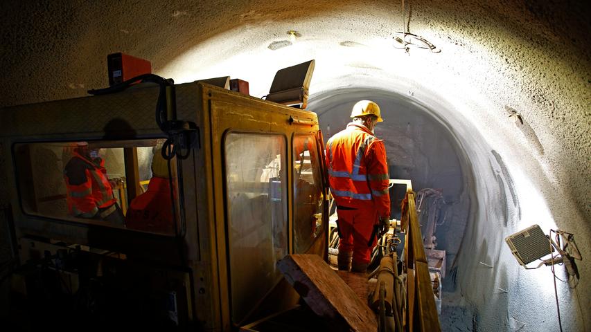 Nürnberg: So fräsen Bergleute Tunnel unter Main-Donau-Kanal hindurch