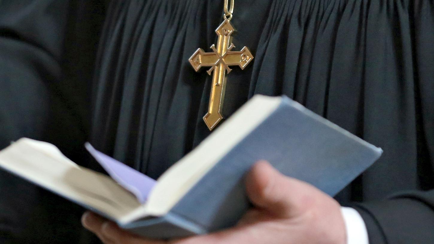 2023 soll die Bibel auf Fränkisch erscheinen. 2023 soll die Bibel auf Fränkisch erscheinen.