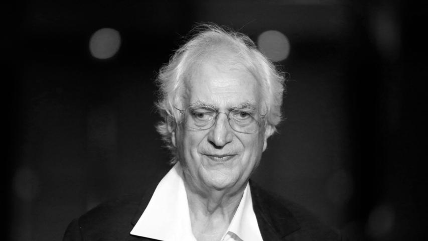 Der Filmemacher zählte zu den wichtigsten Frankreichs, er schuf Klassiker wie "Um Mitternacht", "Der Uhrmacher von St. Paul" oder "Der Richter und der Mörder". Er wurde 79 Jahre alt. Der Filmemacher zählte zu den wichtigsten Frankreichs, er schuf Klassiker wie "Um Mitternacht", "Der Uhrmacher von St. Paul" oder "Der Richter und der Mörder". Er wurde 79 Jahre alt.