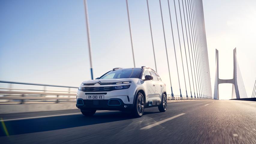 Citroën C5 Aircross Hybrid: Fährt mit Strom und Sprit