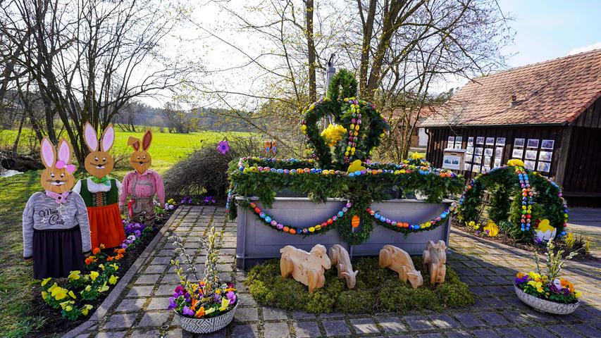 Bunte Orte des Frühlingserwachens: Osterbrunnen im Landkreis Roth