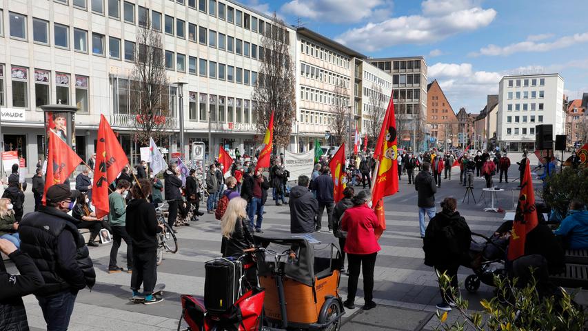 "Bündnis-Nazistopp": 160 Menschen demonstrieren am Kornmarkt