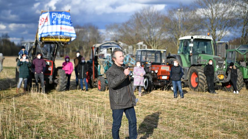 Landwirte protestieren gegen B299-Ausbau