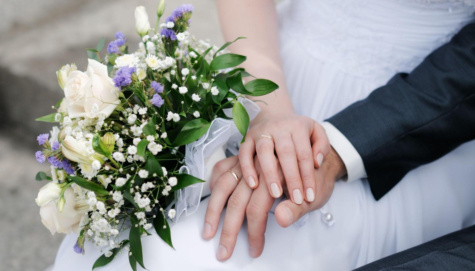 Corona Heiraten Ohne Rauschendes Fest Bad Windsheim Bad Windsheim Obernzenn Nordbayern