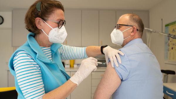 Coronavirus - Impfung im Landkreis Hof beim Hausarzt