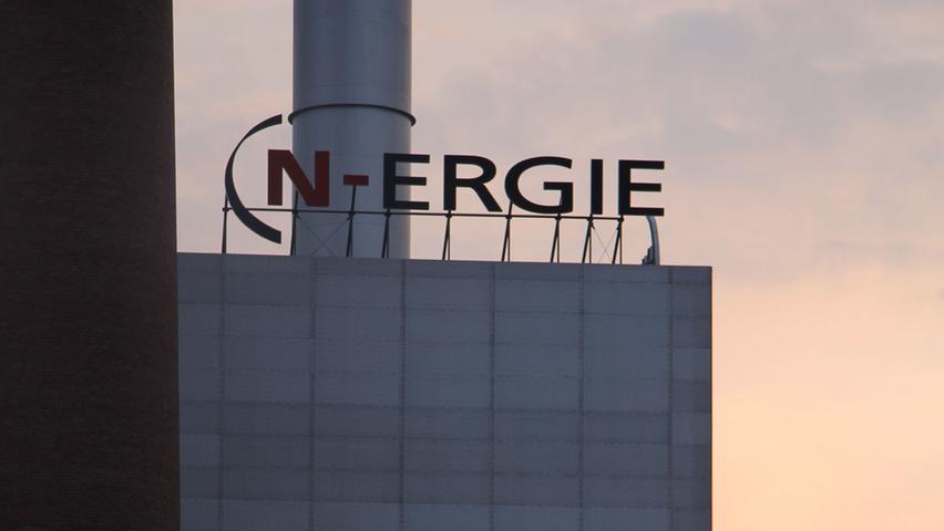 Die Nürnberger N-Ergie ist in Mittelfranken Arbeitgeber für 2492 Mitarbeiter. In den kommenden Jahren wird diese Zahl aufgrund der "Wärmewende" vermutlich steigen, die Stadt erarbeitet derzeit einen Plan, wie die von der Regierung festgelegten Auflagen zur Energieversorgung erfüllt werden können. 